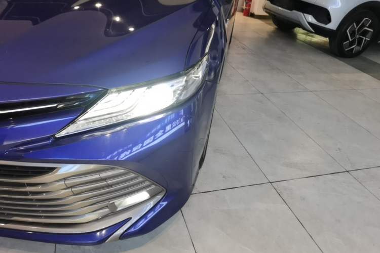 Used Toyota Camry 2019 Dual-Engine 2.5 HG Luxury Edition China VI Standard Left Front Headlight