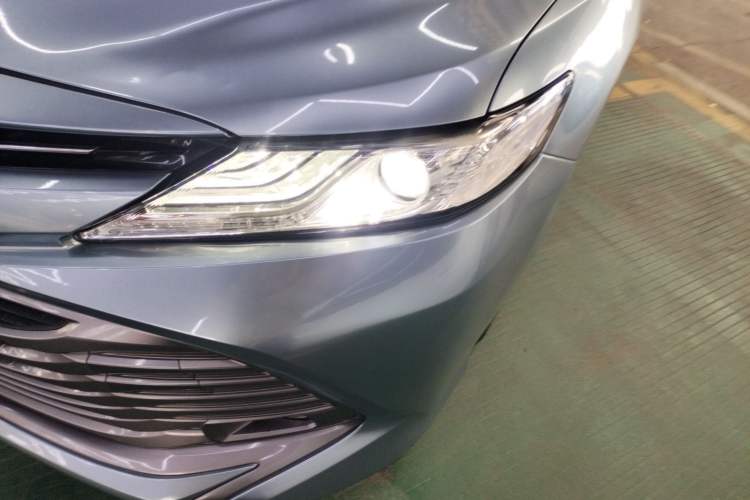 Used Toyota Camry 2019 2.0G Luxury Edition China VI Standard Left Front Headlight