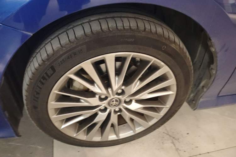Used Toyota Camry 2019 Dual-Engine 2.5 HG Luxury Edition China VI Standard Left Front Wheel Hub