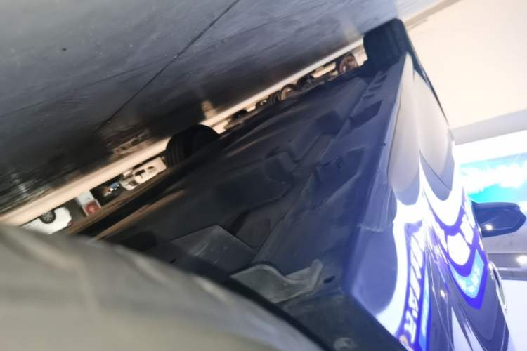 Used Toyota Camry 2019 Dual-Engine 2.5 HG Luxury Edition China VI Standard Left Side Sill