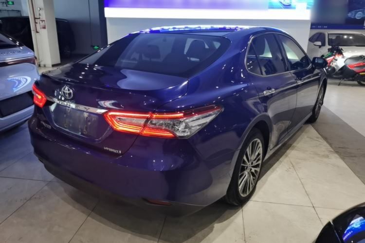 Used Toyota Camry 2019 Dual-Engine 2.5 HG Luxury Edition China VI Standard Rear Right 45 Deg