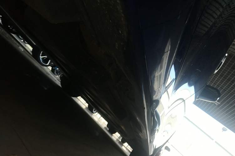 Used Toyota Camry 2019 Dual-Engine 2.5 HG Luxury Edition China VI Standard Right Side Sill