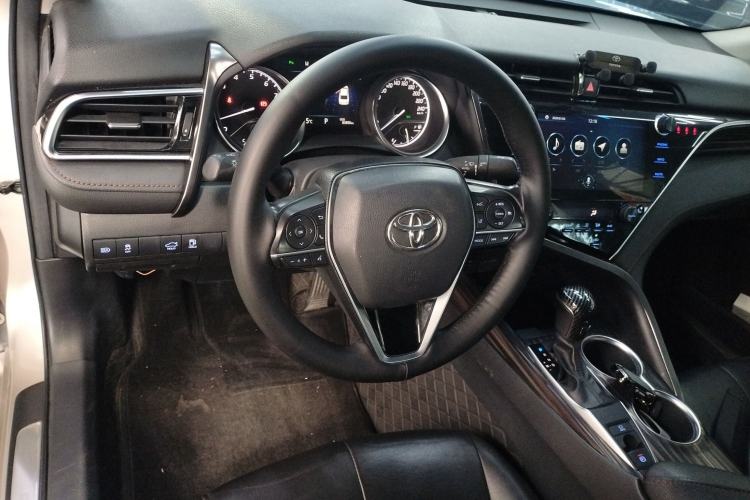 Used Toyota Camry 2019 2.0G Luxury Edition China VI Standard Steering Wheel
