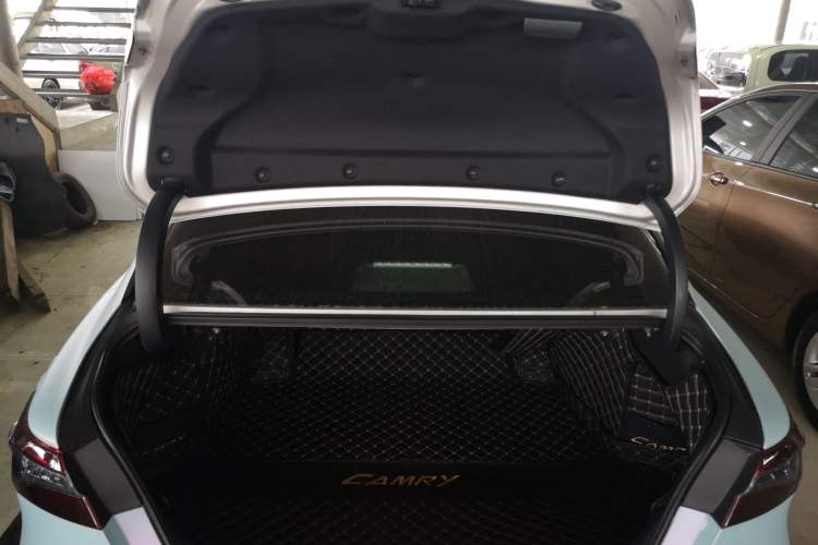 Used Toyota Camry 2019 2.0G Luxury Edition China VI Standard Trunk
