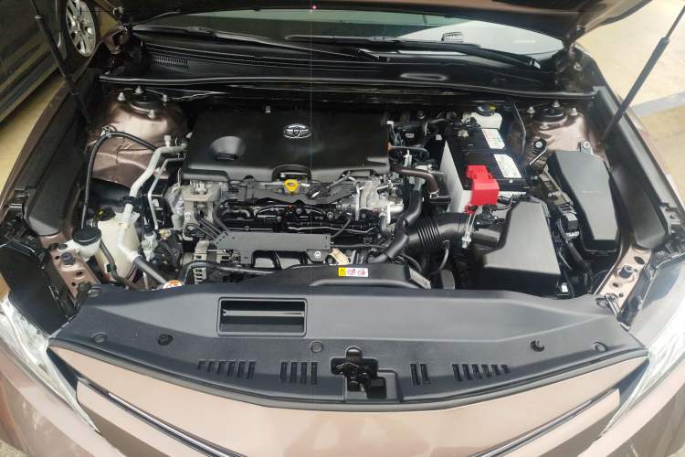 Used Toyota Camry 2019 2.5G Luxury Edition China VI Standard Engine Bay