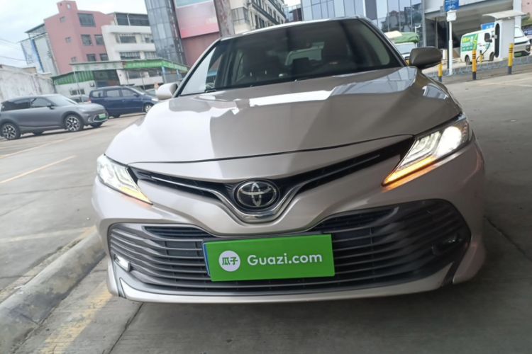 Used Toyota Camry 2019 2.0G Luxury Edition China VI Standard Exterior 1