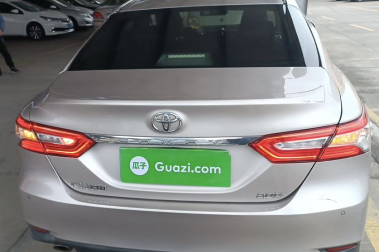 Used Toyota Camry 2019 2.0G Luxury Edition China VI Standard Exterior 4