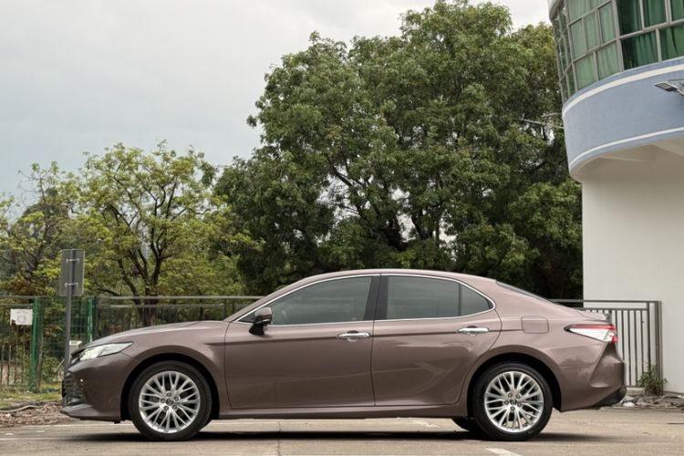 Used Toyota Camry 2019 2.5G Luxury Edition China VI Standard Exterior 8
