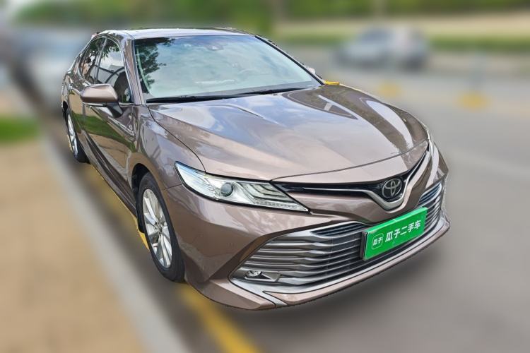 Used Toyota Camry 2019 2.0G Luxury Edition China VI Standard Front Right 45 Deg