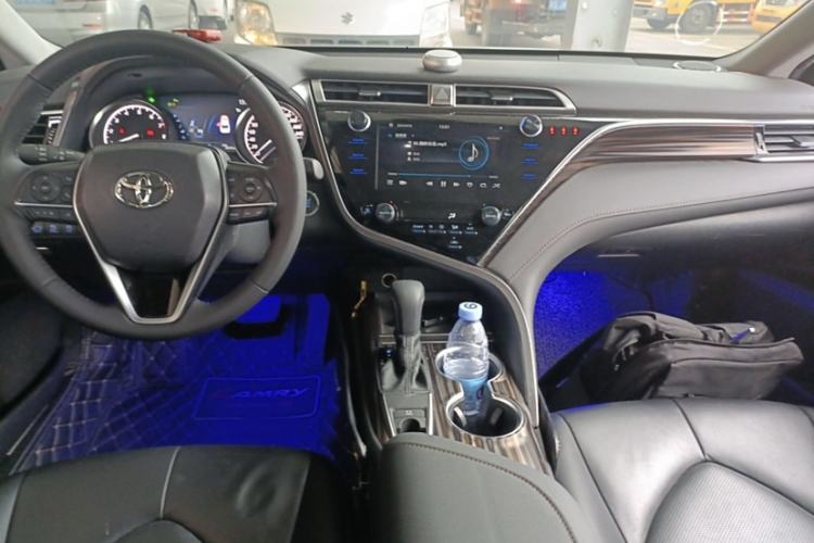 Used Toyota Camry 2019 2.0G Luxury Edition China VI Standard Interior 1