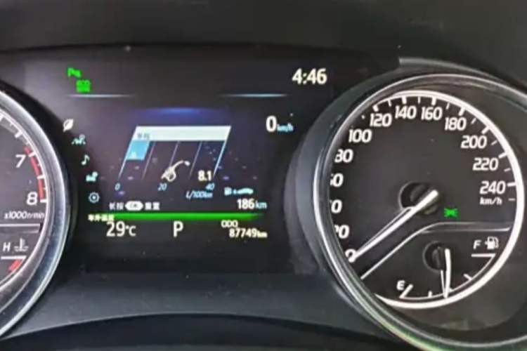 Used Toyota Camry 2019 Revised Version 2.5G Luxury Edition Odometer Close Up