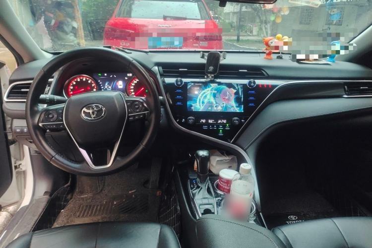 Used Toyota Camry 2019 Revised Version 2.0S Fēngshàng Edition Center Console