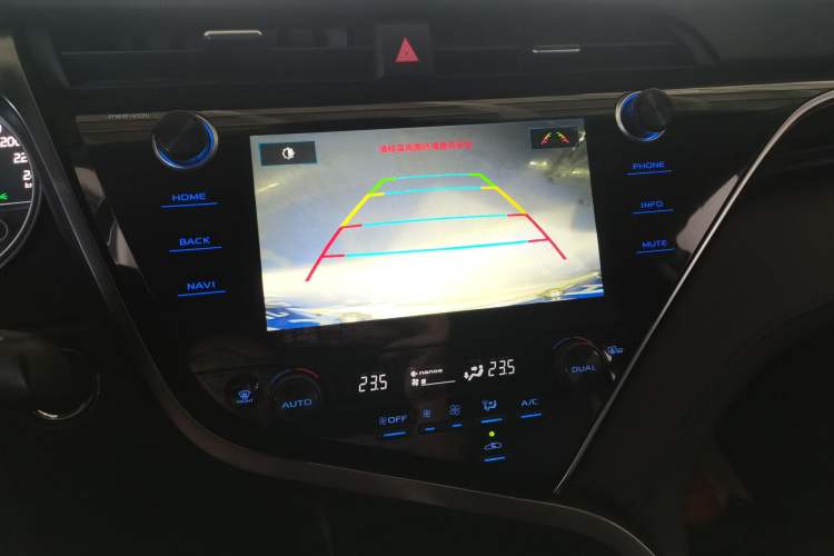 Used Toyota Camry 2019 Revised Version 2.0G Luxury Edition Audio And AC Panel