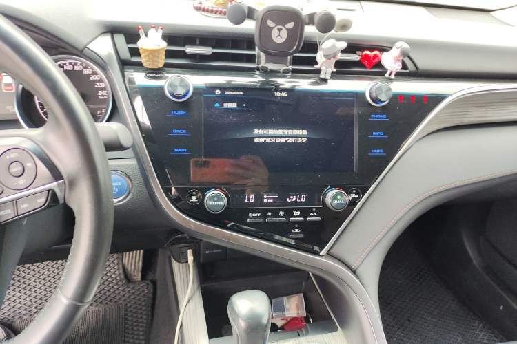 Used Toyota Camry 2019 Revised Version Dual-Engine 2.5 HG Luxury Edition Audio And AC Panel
