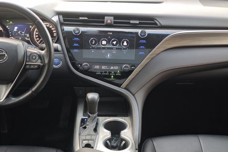 Used Toyota Camry 2019 Revised Version Dual-Engine 2.5 HG Luxury Edition Audio And AC Panel