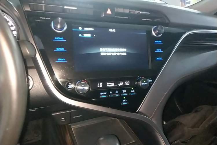 Used Toyota Camry 2019 Revised Version 2.5G Luxury Edition Audio And AC Panel