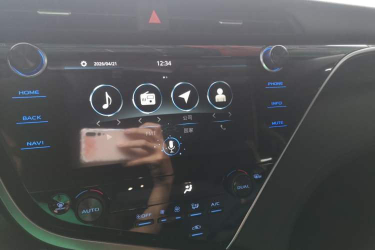 Used Toyota Camry 2019 2.5G Luxury Edition China VI Standard Audio And AC Panel