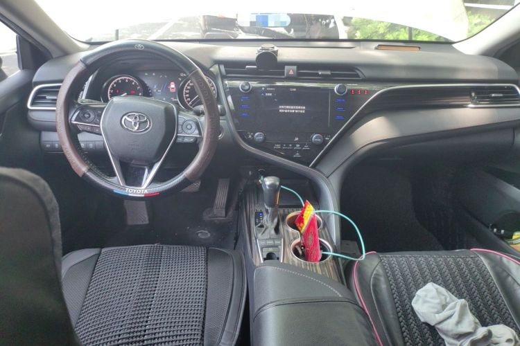 Used Toyota Camry 2019 Revised Version 2.5G Luxury Edition Center Console