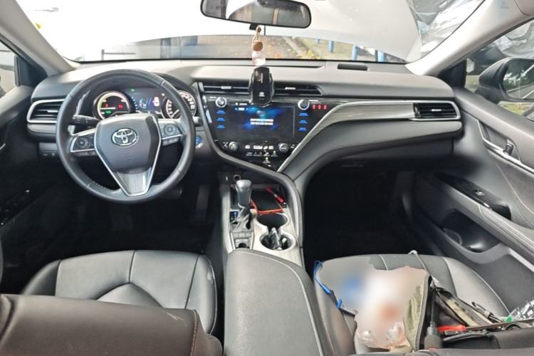 Used Toyota Camry 2019 Revised Version Dual-Engine 2.5 HG Luxury Edition Center Console