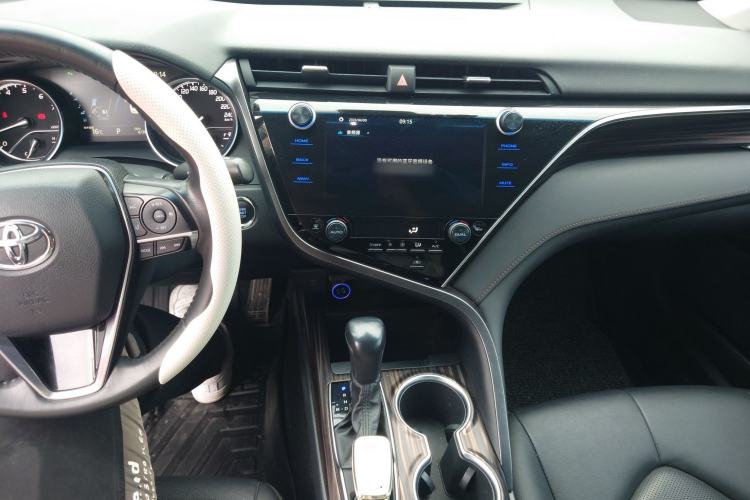 Used Toyota Camry 2019 Revised Version 2.0G Luxury Edition Center Console