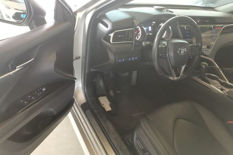 Used Toyota Camry 2019 Revised Version 2.0G Luxury Edition Driver Seat