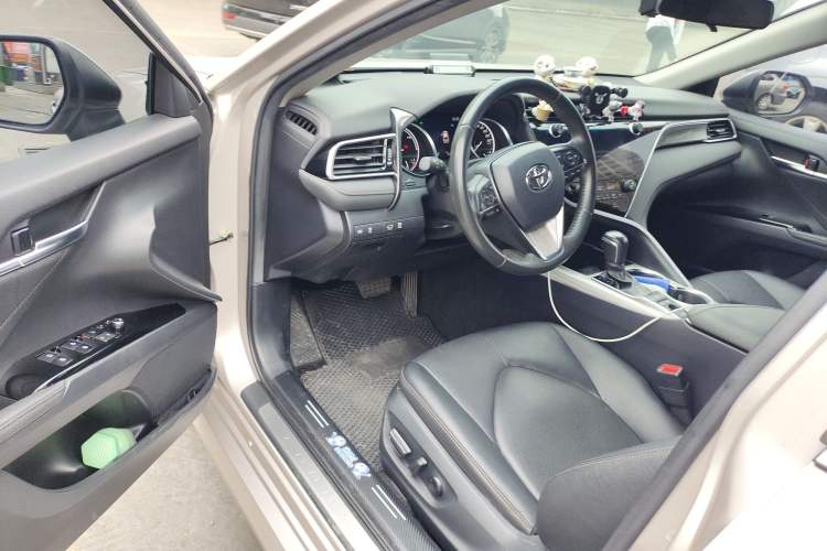 Used Toyota Camry 2019 Revised Version Dual-Engine 2.5 HG Luxury Edition Driver Seat