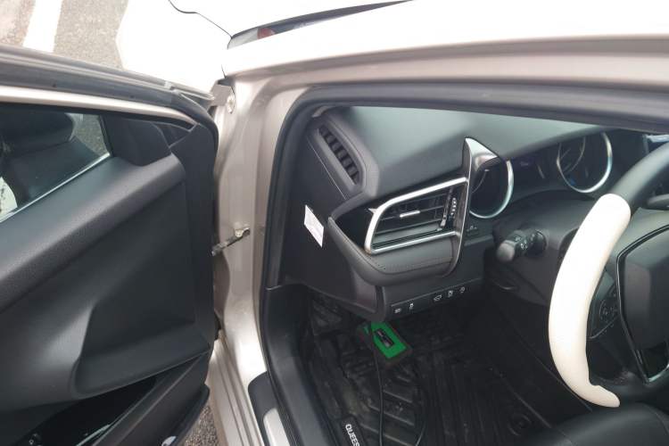 Used Toyota Camry 2019 Revised Version 2.0G Luxury Edition Driver Seat