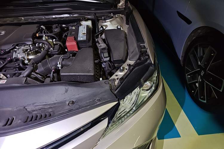 Used Toyota Camry 2019 2.5G Luxury Edition China VI Standard Engine Bay Left