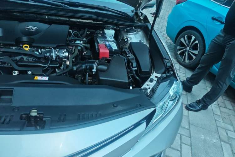 Used Toyota Camry 2019 2.0G Luxury Edition China VI Standard Engine Bay Left