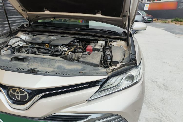 Used Toyota Camry 2019 Revised Version 2.0G Luxury Edition Engine Bay Left