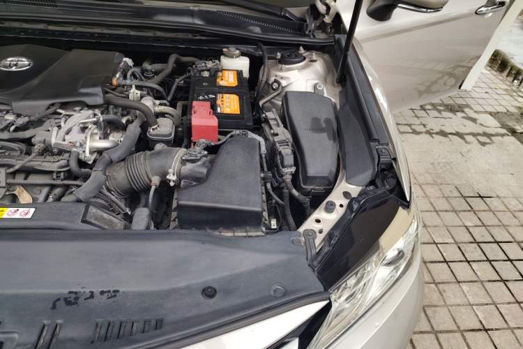 Used Toyota Camry 2019 2.5G Luxury Edition China VI Standard Engine Bay Left