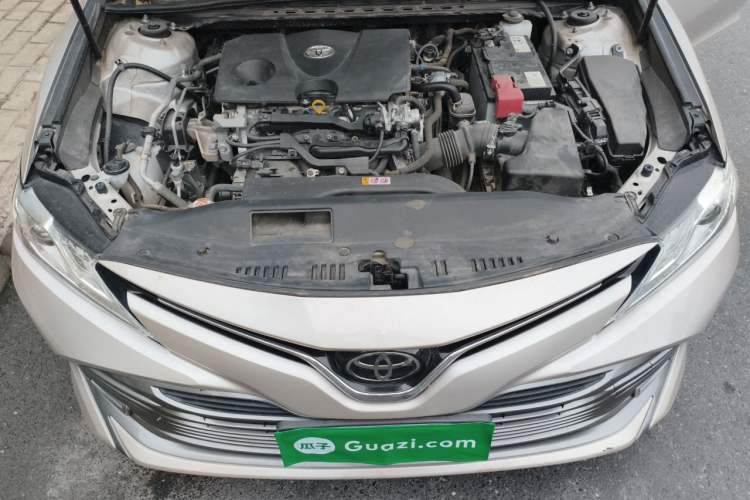 Used Toyota Camry 2019 Revised Version 2.0G Luxury Edition Engine Bay