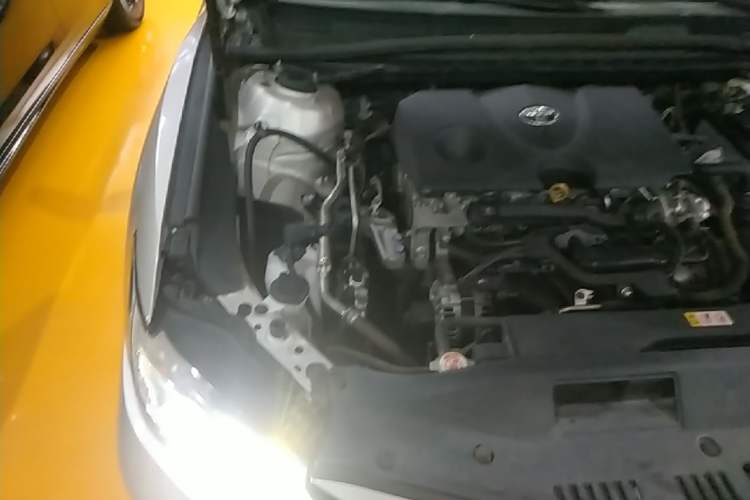 Used Toyota Camry 2019 2.0G Luxury Edition China VI Standard Engine Bay Right