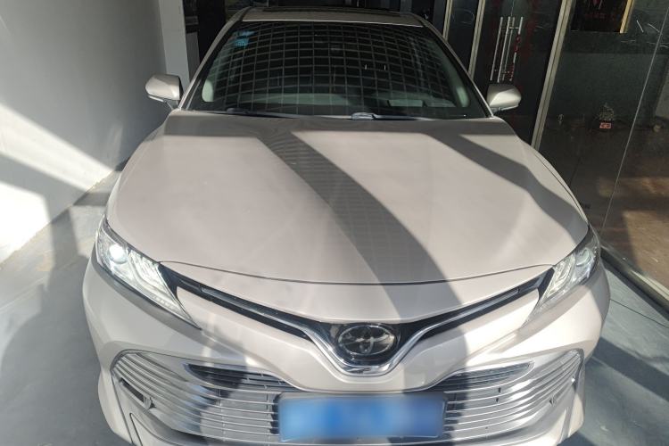 Used Toyota Camry 2019 2.0G Luxury Edition China VI Standard Exterior 1