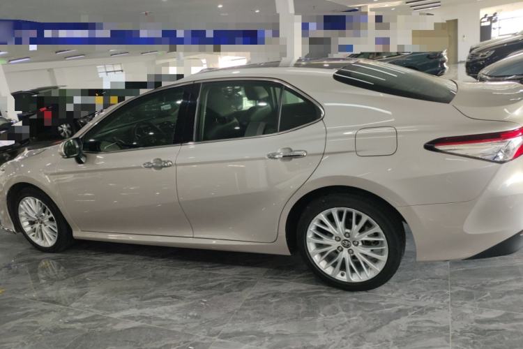 Used Toyota Camry 2019 2.5G Luxury Edition China VI Standard Exterior 3