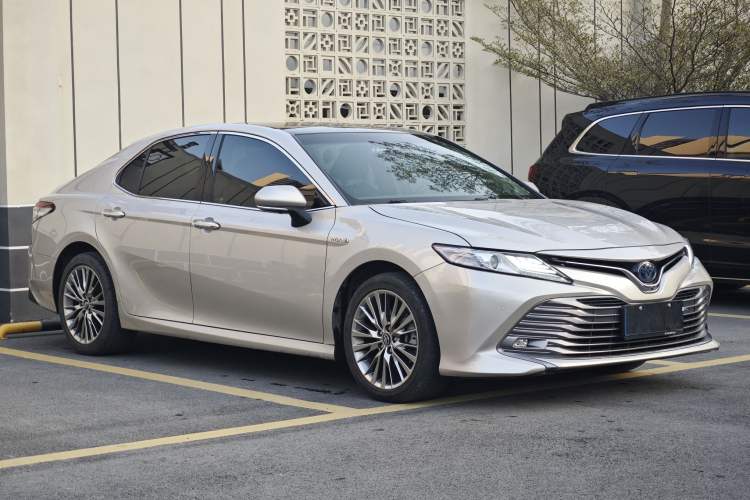 Used Toyota Camry 2019 Revised Version Dual-Engine 2.5 HG Luxury Edition Exterior 3