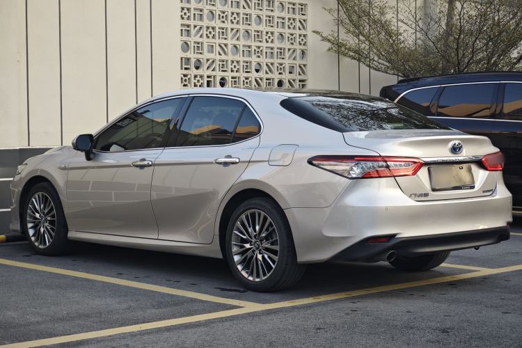 Used Toyota Camry 2019 Revised Version Dual-Engine 2.5 HG Luxury Edition Exterior 4