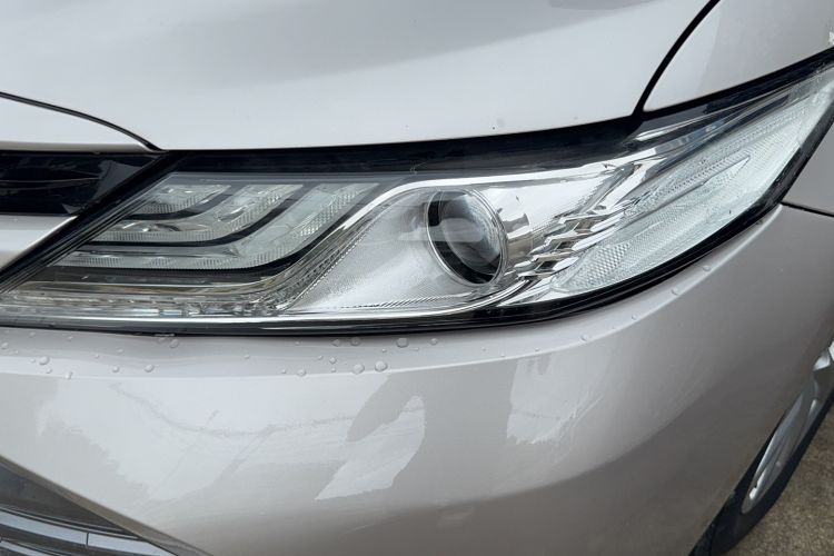 Used Toyota Camry 2019 2.0G Luxury Edition China VI Standard Exterior 5