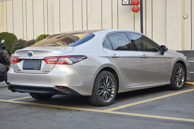 Used Toyota Camry 2019 Revised Version Dual-Engine 2.5 HG Luxury Edition Exterior 5
