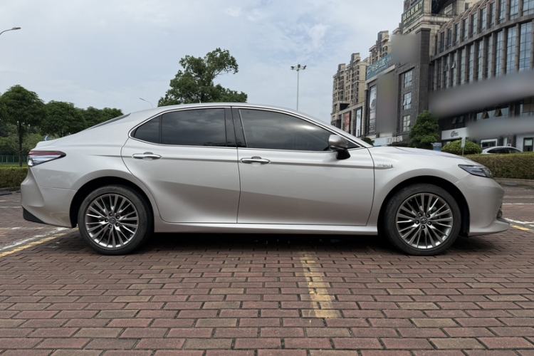 Used Toyota Camry 2019 Revised Version Dual-Engine 2.5 HG Luxury Edition Exterior 6