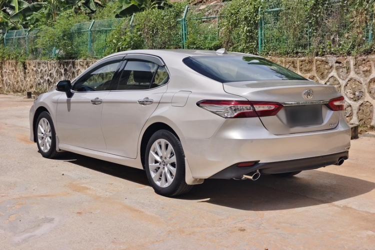 Used Toyota Camry 2019 2.0G Luxury Edition China VI Standard Exterior 6
