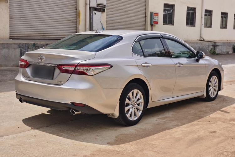 Used Toyota Camry 2019 2.0G Luxury Edition China VI Standard Exterior 8