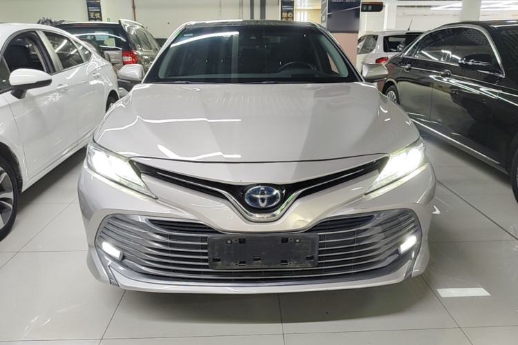 Used Toyota Camry 2019 Dual-Engine 2.5 HG Luxury Edition China VI Standard Front