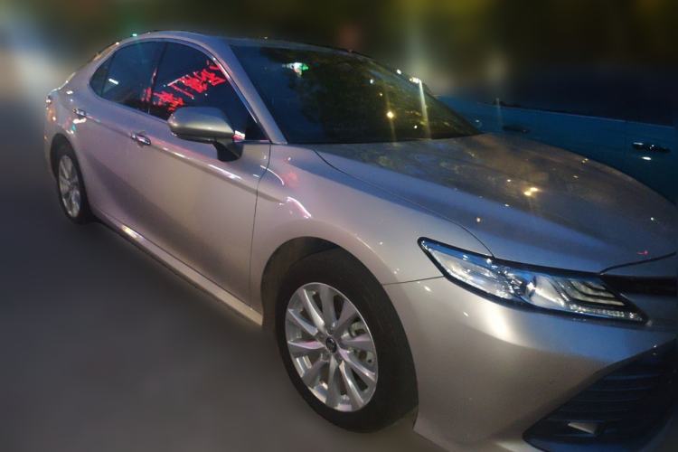 Used Toyota Camry 2019 2.0G Luxury Edition China VI Standard Front Right 45 Deg