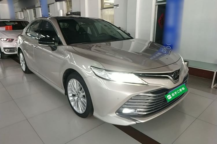 Used Toyota Camry 2019 Revised Version 2.5G Luxury Edition Front Right 45 Deg