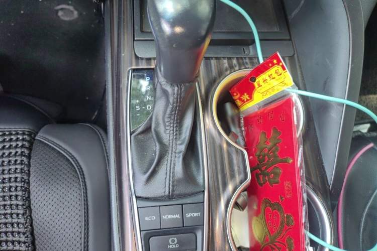 Used Toyota Camry 2019 Revised Version 2.5G Luxury Edition Gear Lever