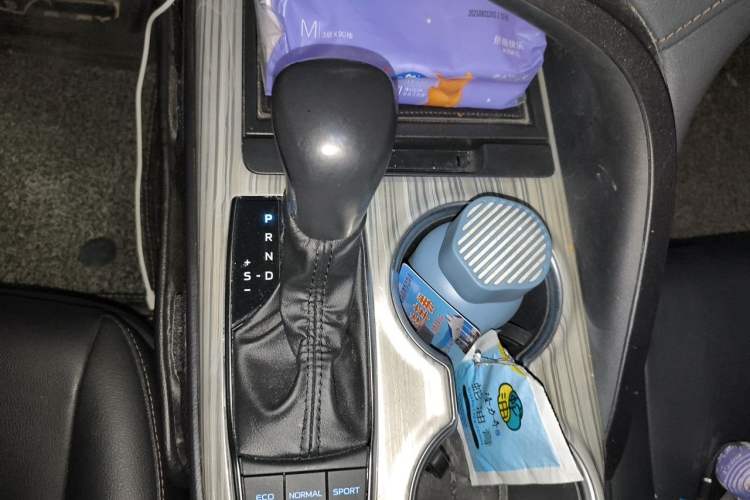 Used Toyota Camry 2019 2.5G Luxury Edition China VI Standard Gear Lever