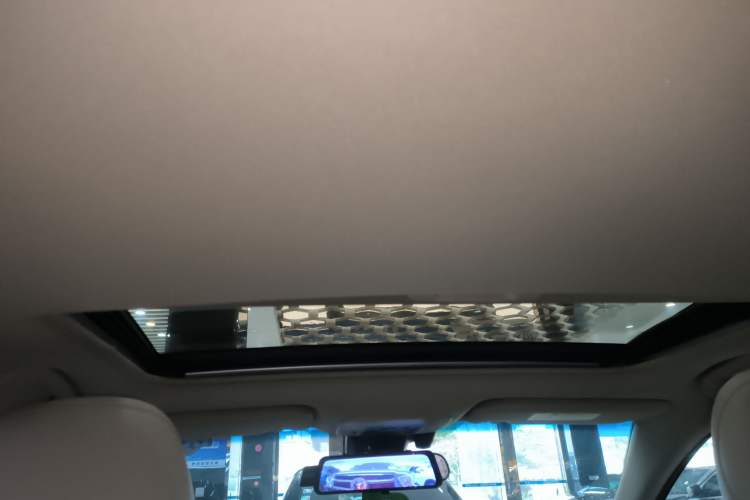 Used Toyota Camry 2019 2.0G Luxury Edition China VI Standard Headliner