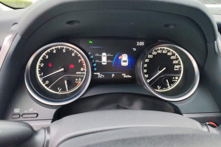 Used Toyota Camry 2019 2.5G Luxury Edition China VI Standard Instrument Cluster