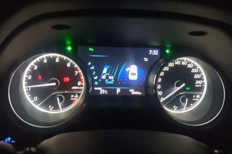 Used Toyota Camry 2019 2.0G Luxury Edition China VI Standard Instrument Cluster
